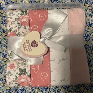 Baby Essentials Pink Floral Blanket Set